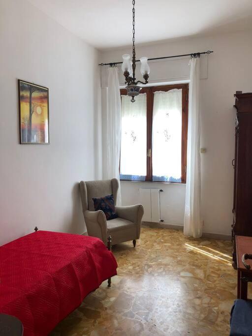 Casa Indipendente Zona Centrale La Maddalena  Extérieur photo