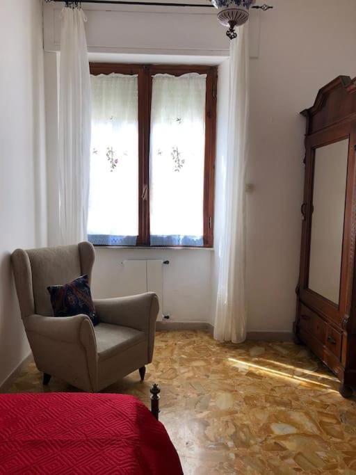 Casa Indipendente Zona Centrale La Maddalena  Extérieur photo